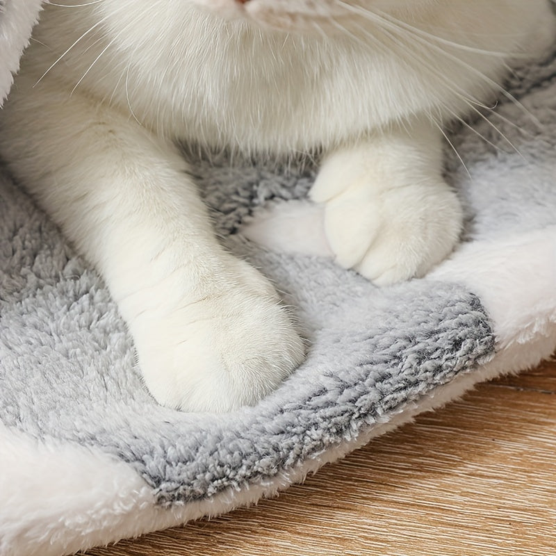 Self-warming pet mat
